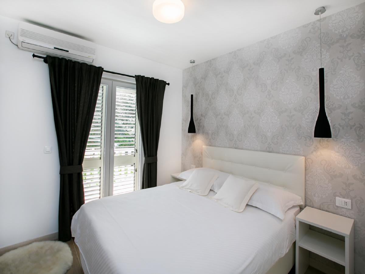 Apartments Carol Royal 챠브타트 외부 사진