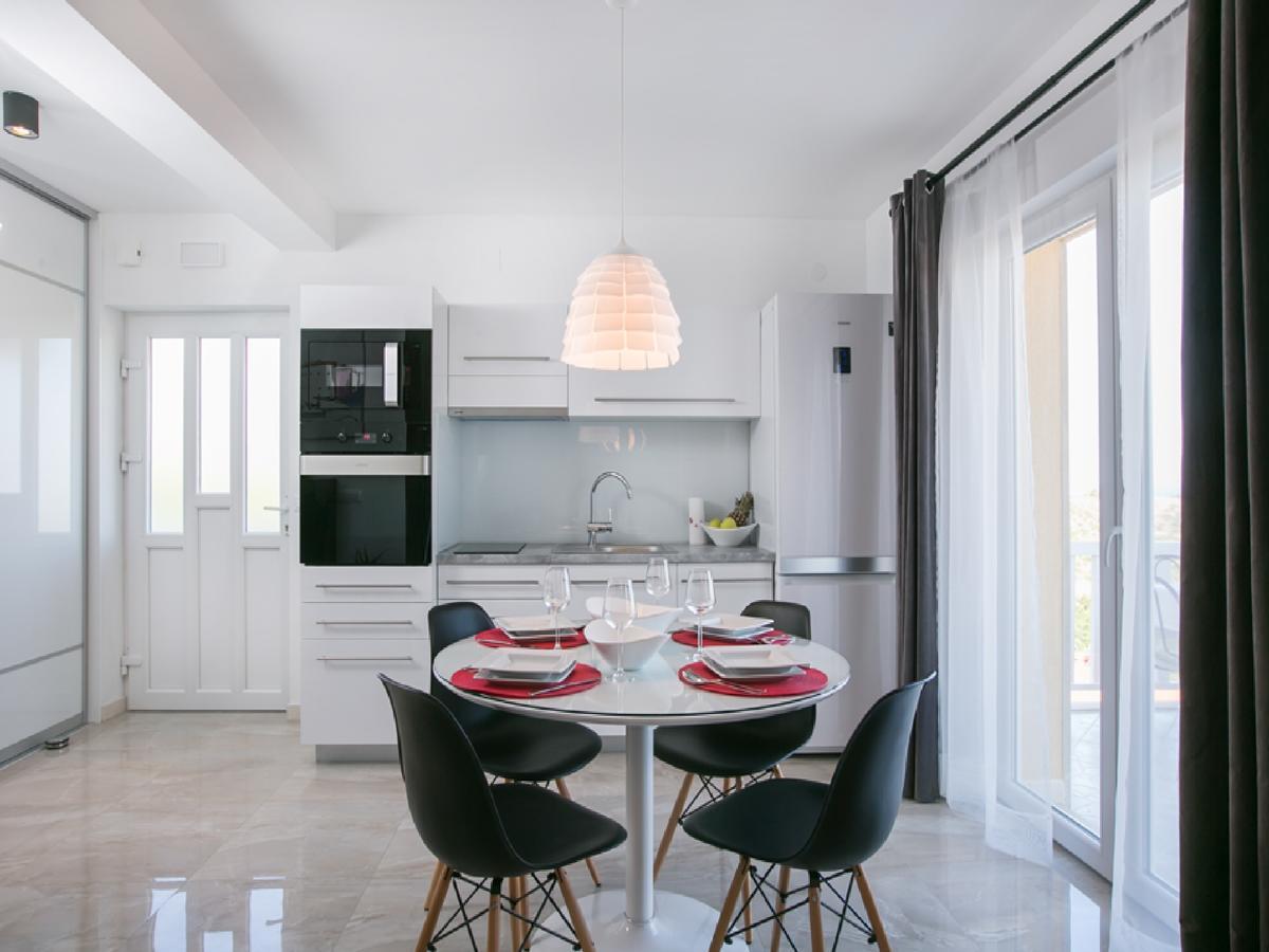Apartments Carol Royal 챠브타트 외부 사진