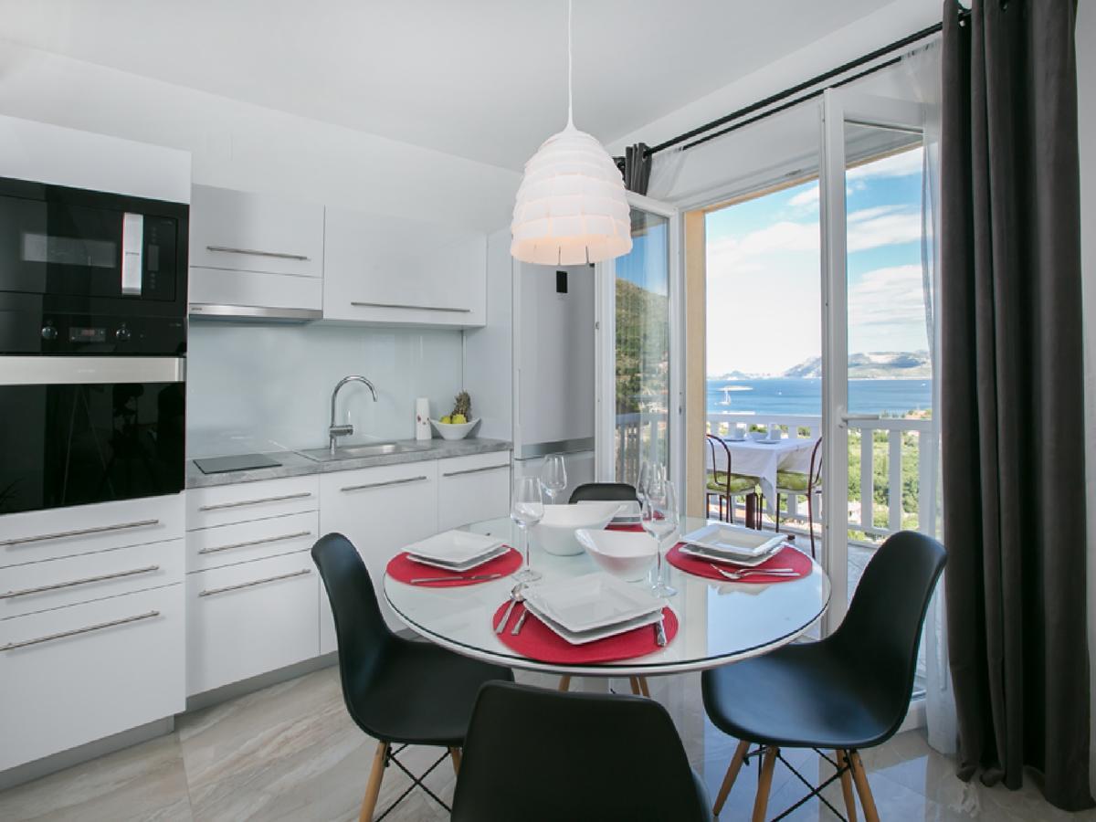Apartments Carol Royal 챠브타트 외부 사진