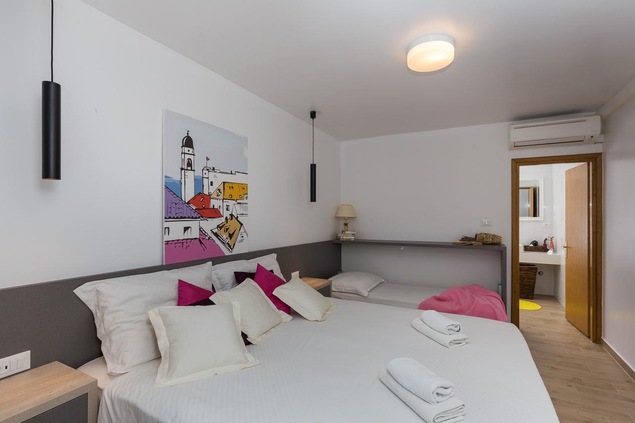 Apartments Carol Royal 챠브타트 외부 사진