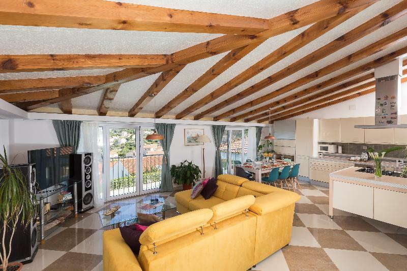 Apartments Carol Royal 챠브타트 외부 사진